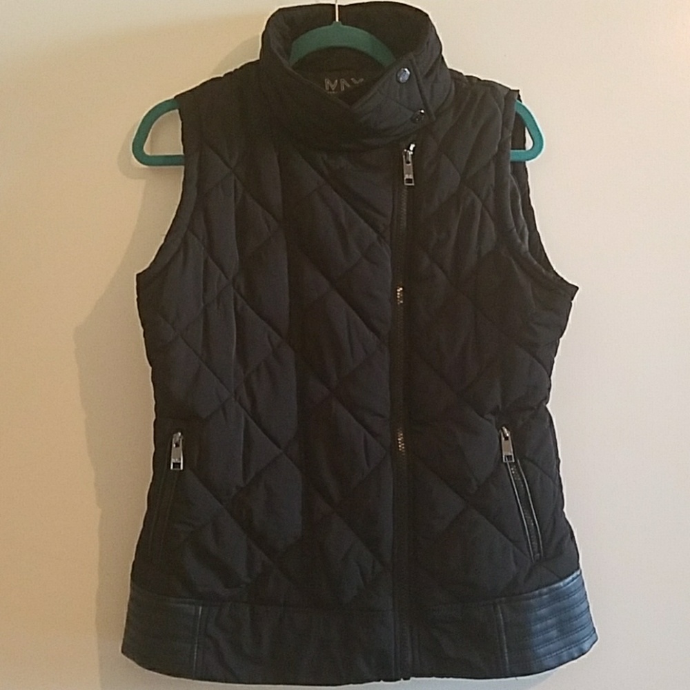 EUC black Marc Jacobs performance vest size M