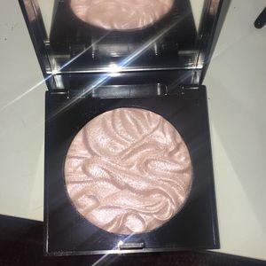 Laura Mercier Face Illuminator Powder