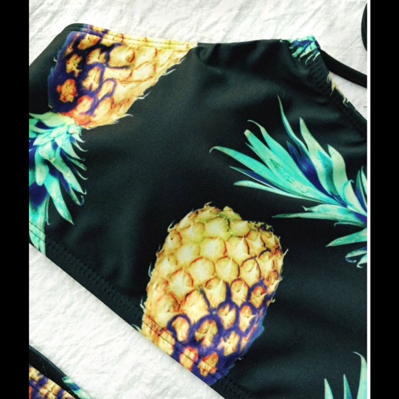 🍍Restocked🍍Pineapple Halter Bikini 🍍 - Picture 3 of 5