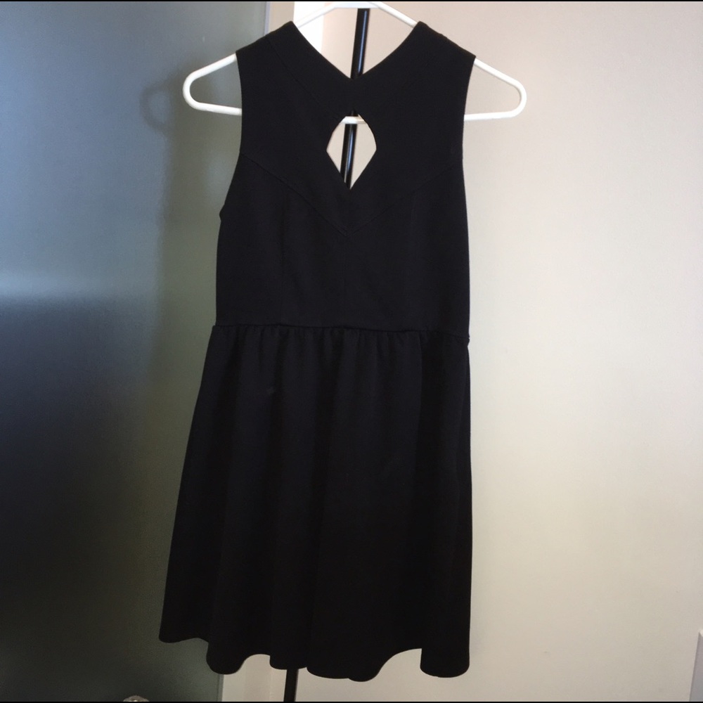 NWOT Black Keyhole Cocktail Dress, Size M