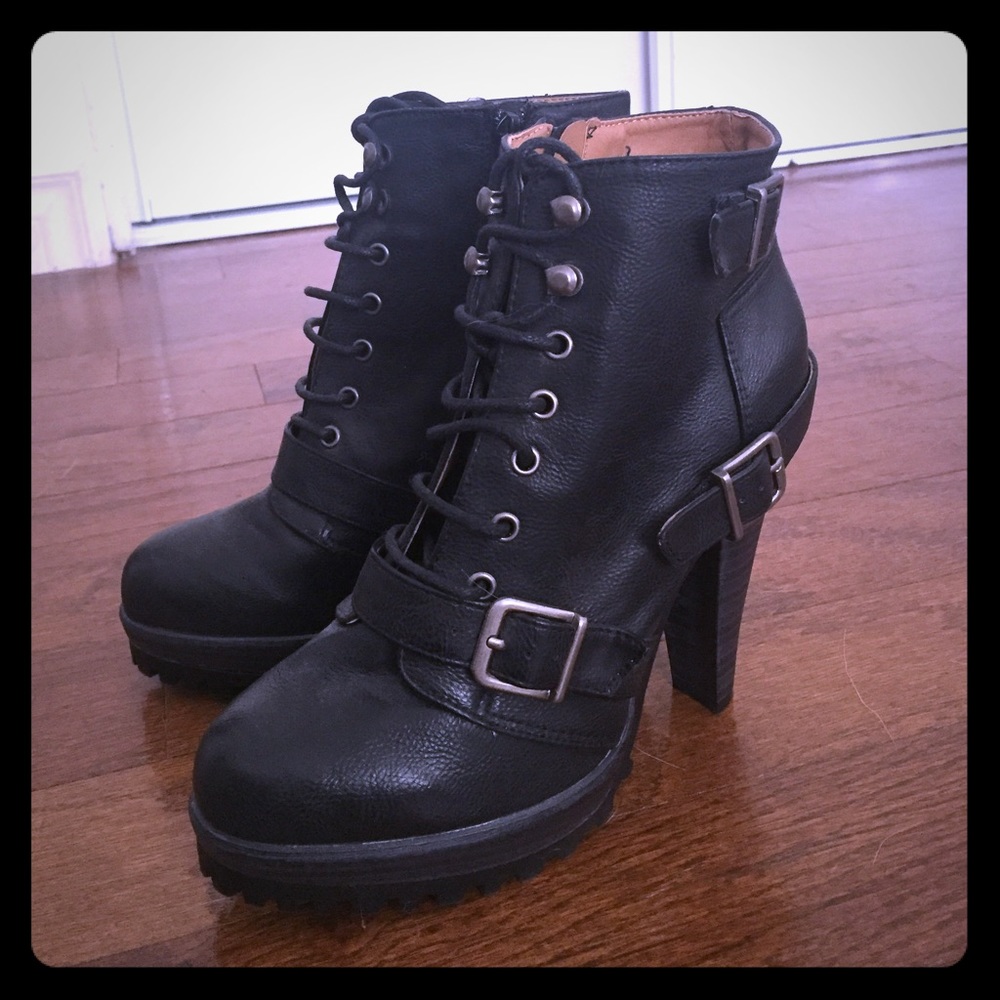 Black heeled lace-up booties