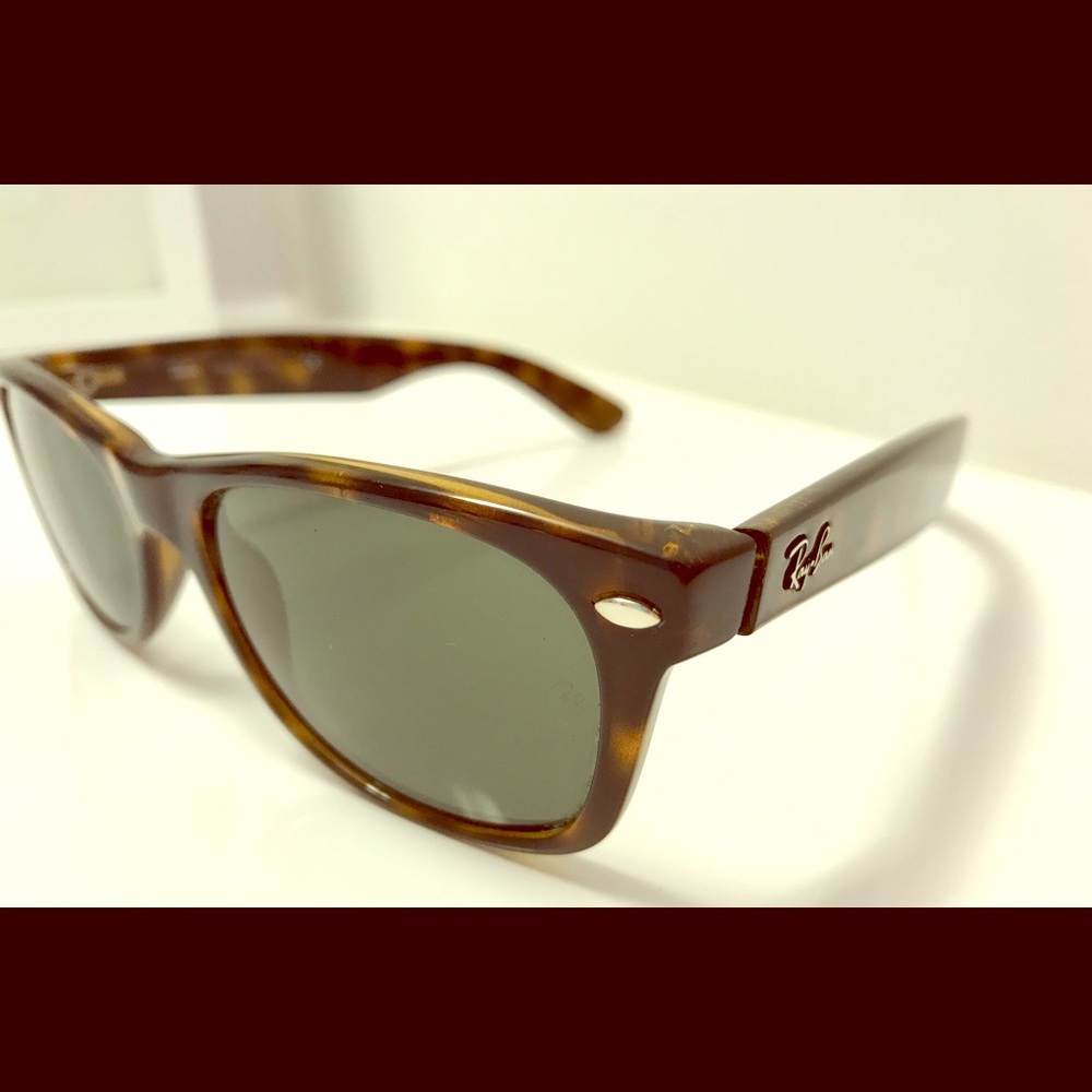 Ray Ban Wayfarer Sunglasses (new style)