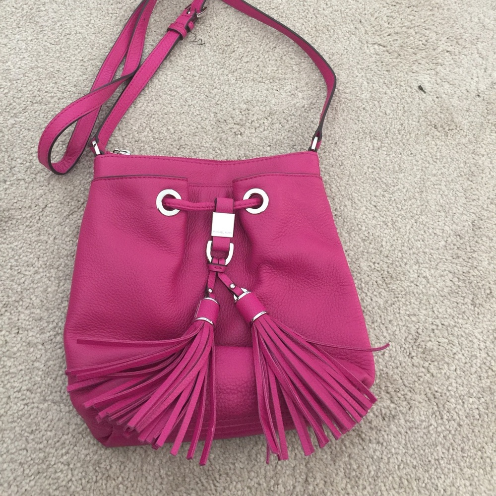 Michael kors crossbody