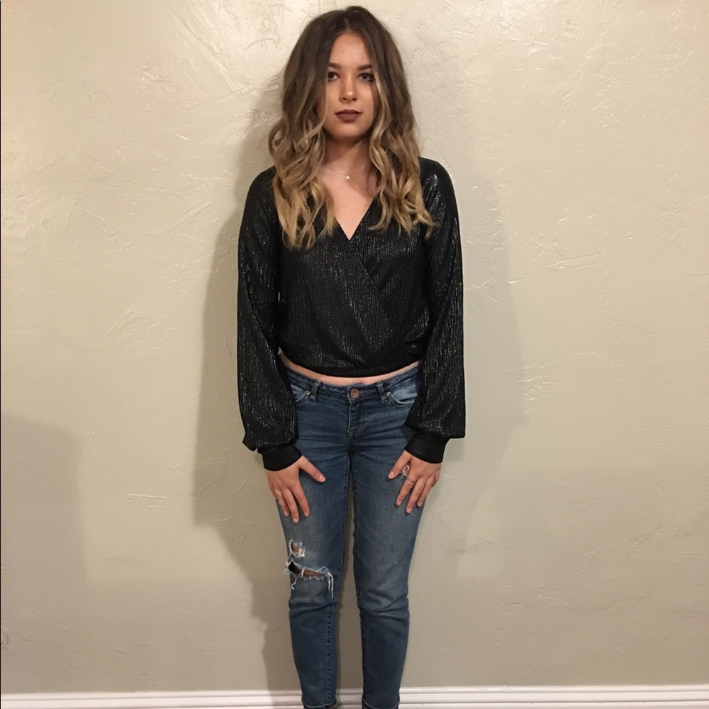 Long sleeve metallic crop top