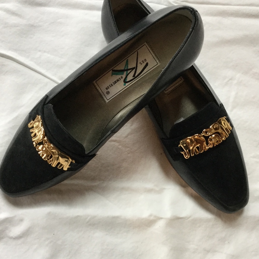 Navy leather and suede elephant flats
