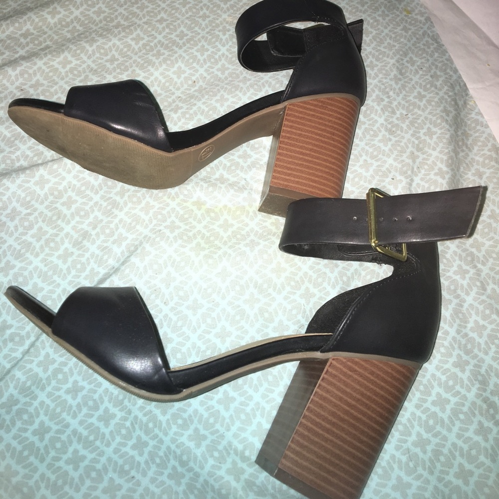 Chunky heels