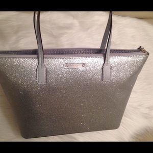 🌹KATE SPADE - SILVER GLITTER TOTE