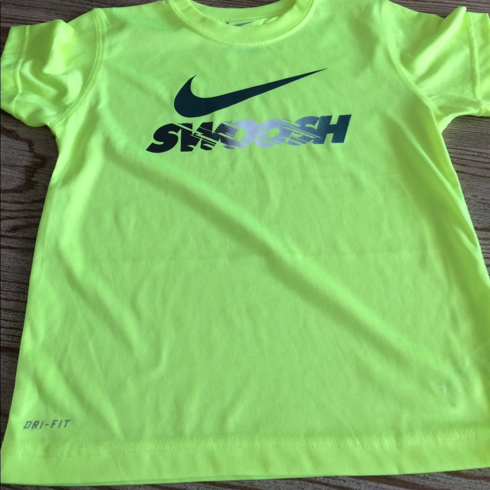 Boys top neon yellow Dry-Fit