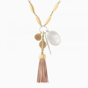 Victoria Pendant Necklace