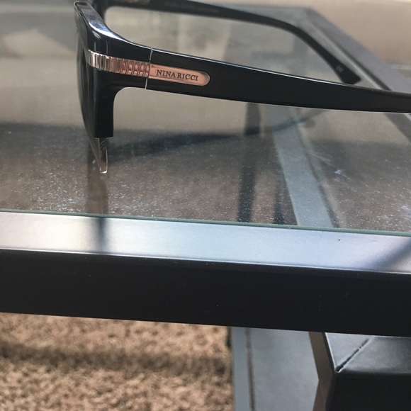 Metal rimmed Wayfarer Nina Ricci sunglasses - Picture 2 of 4