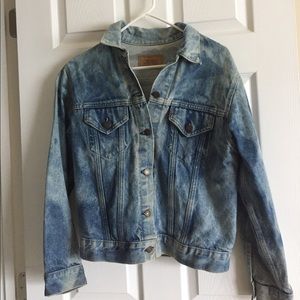 Levi Strauss & Co Stonewashed Blue Jean Jacket