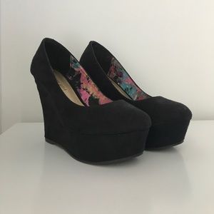 Black suede wedges