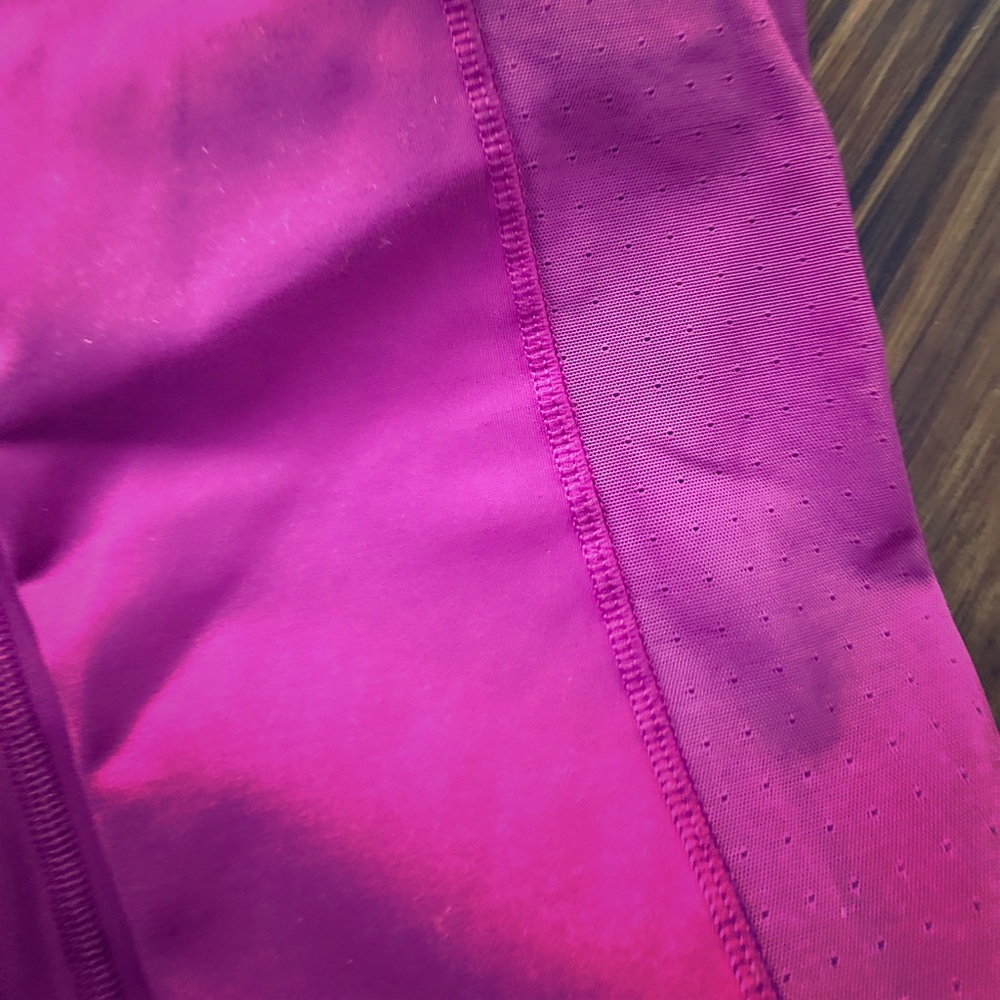 Magenta lululemon Capris