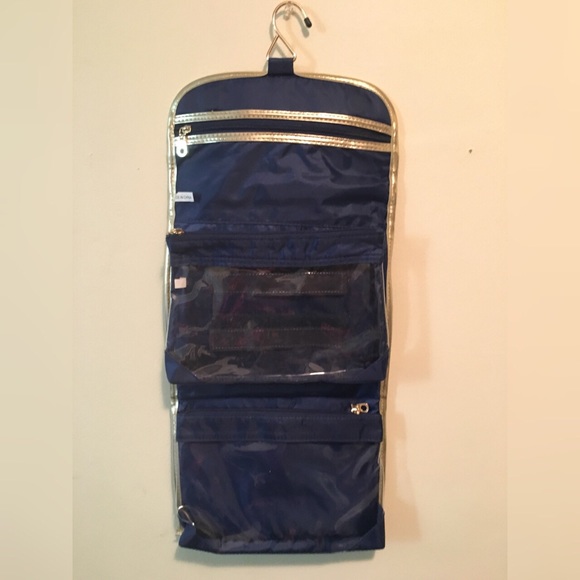 Trina Handbags Chic Navy Gold Hanging Travel Trina Handbags Chic Navy Gold Hanging Travel