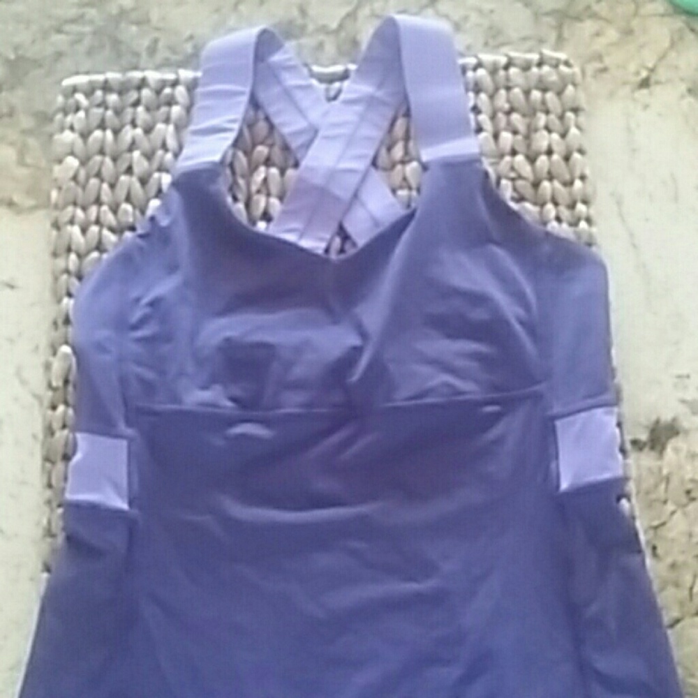 Purple/lilac lululemon too size 4
