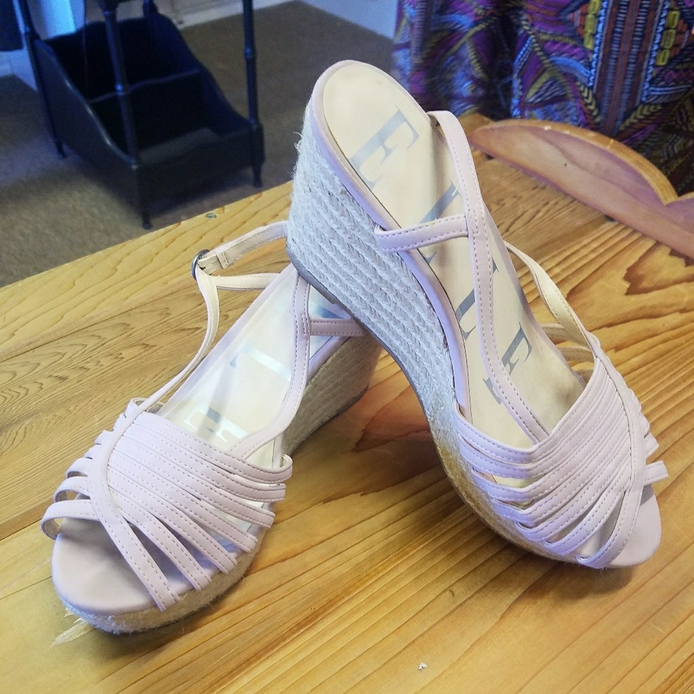Wedges light pink