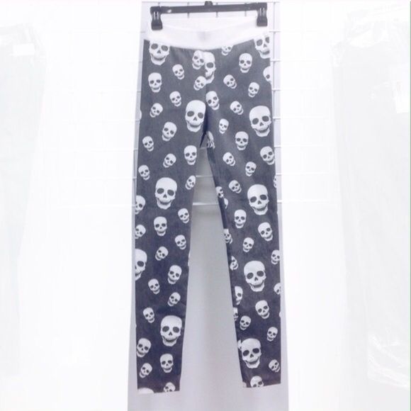 Sold Grey Skull Legging pants - Picture 3 of 3