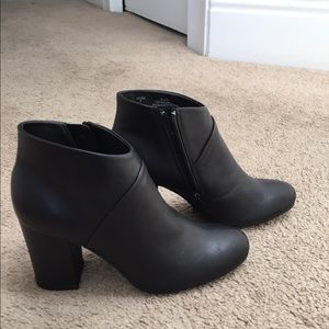 Steve Madden Juliet Booties