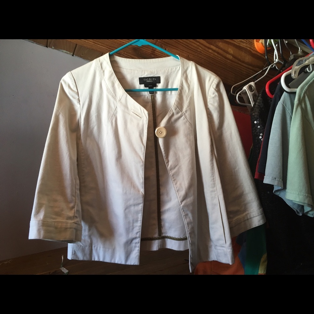 Women's one button blazer.