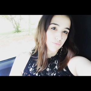 Meet your Posher, Haley