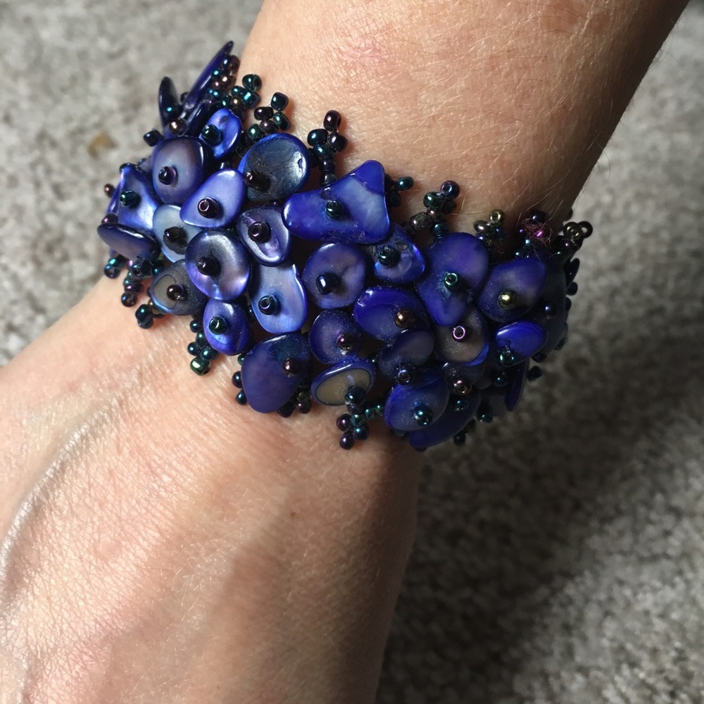 BLUE BEADED BRACELET FROM MEXICO