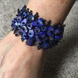 BLUE BEADED BRACELET FROM MEXICO
