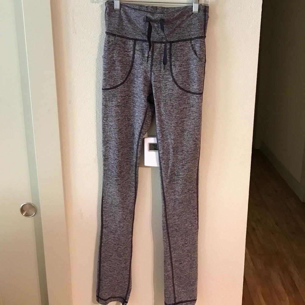 Lululemon yoga pants
