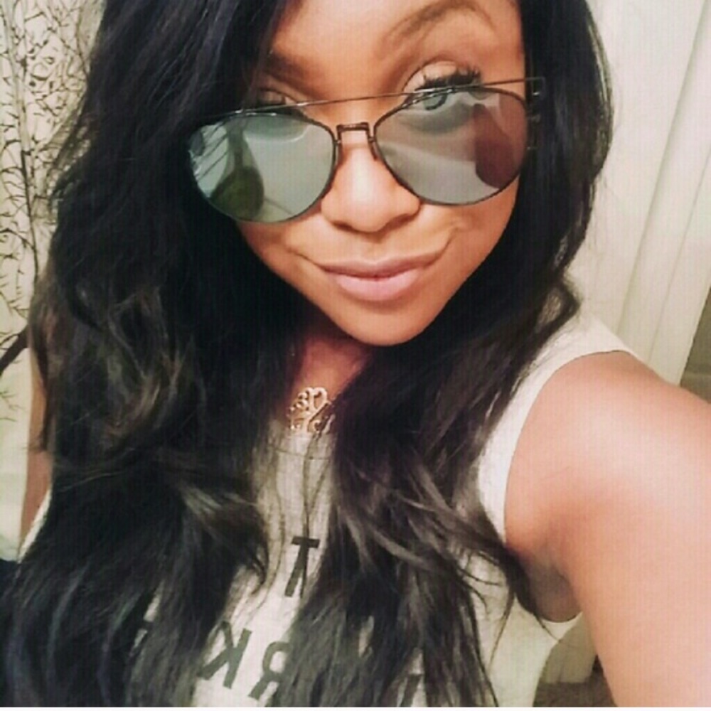 Accessories | Black mirror oversized retro sunnies - Picture 4 of 4