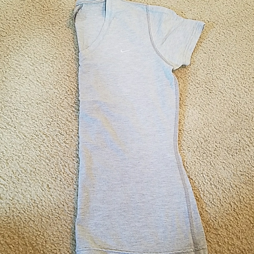 Nike Short-sleeved Stretch Tee Size Medium