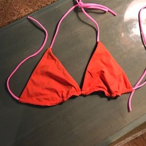 Reversible bikini top
