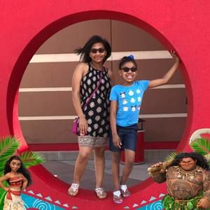 Meet your Posher, Cassandra