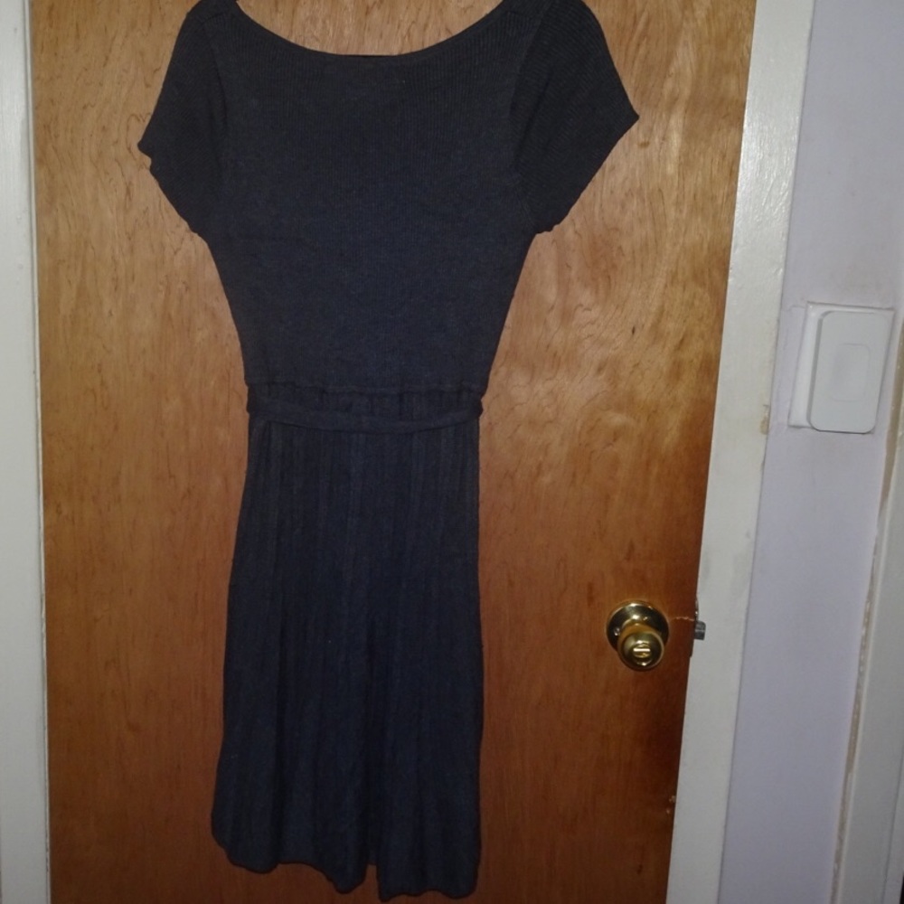 Max Studio Dark Gray Size Small Dress with Pleats - Picture 5 of 6