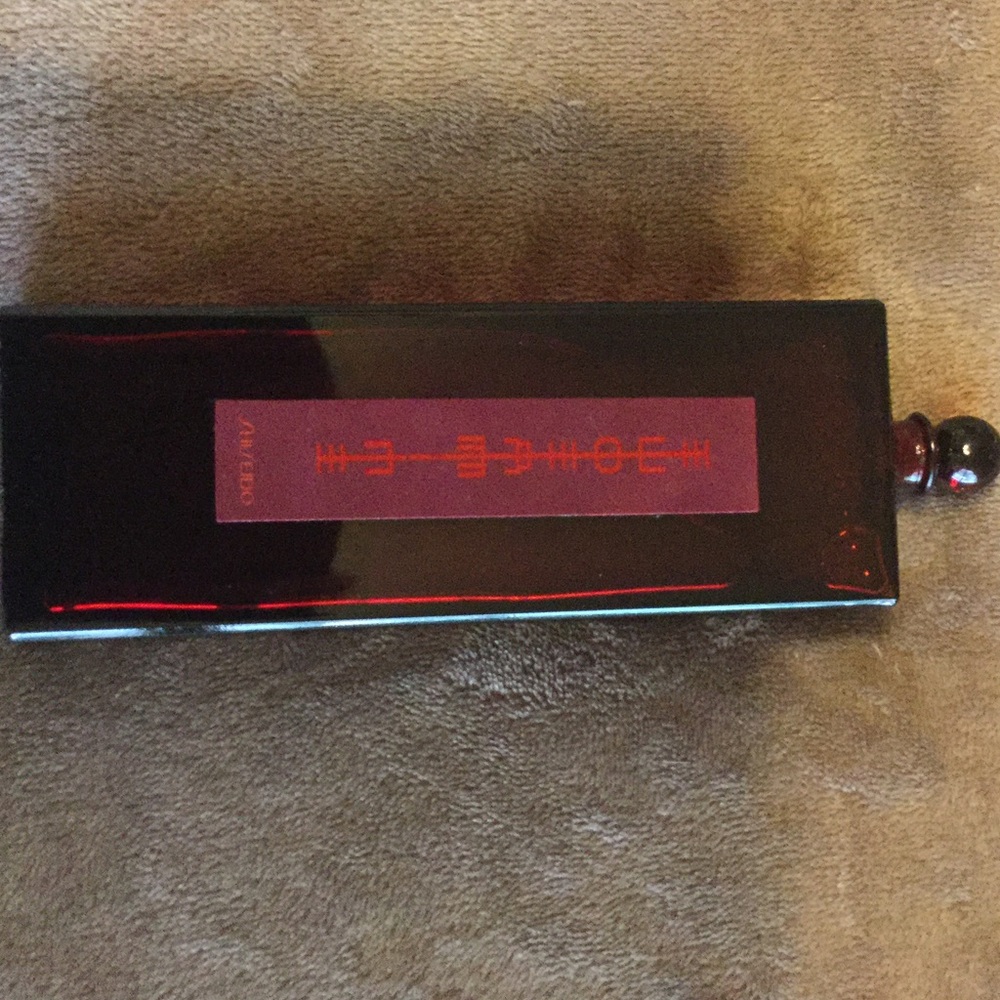 Shiseido Revitalizing Essence 4.2fl oz