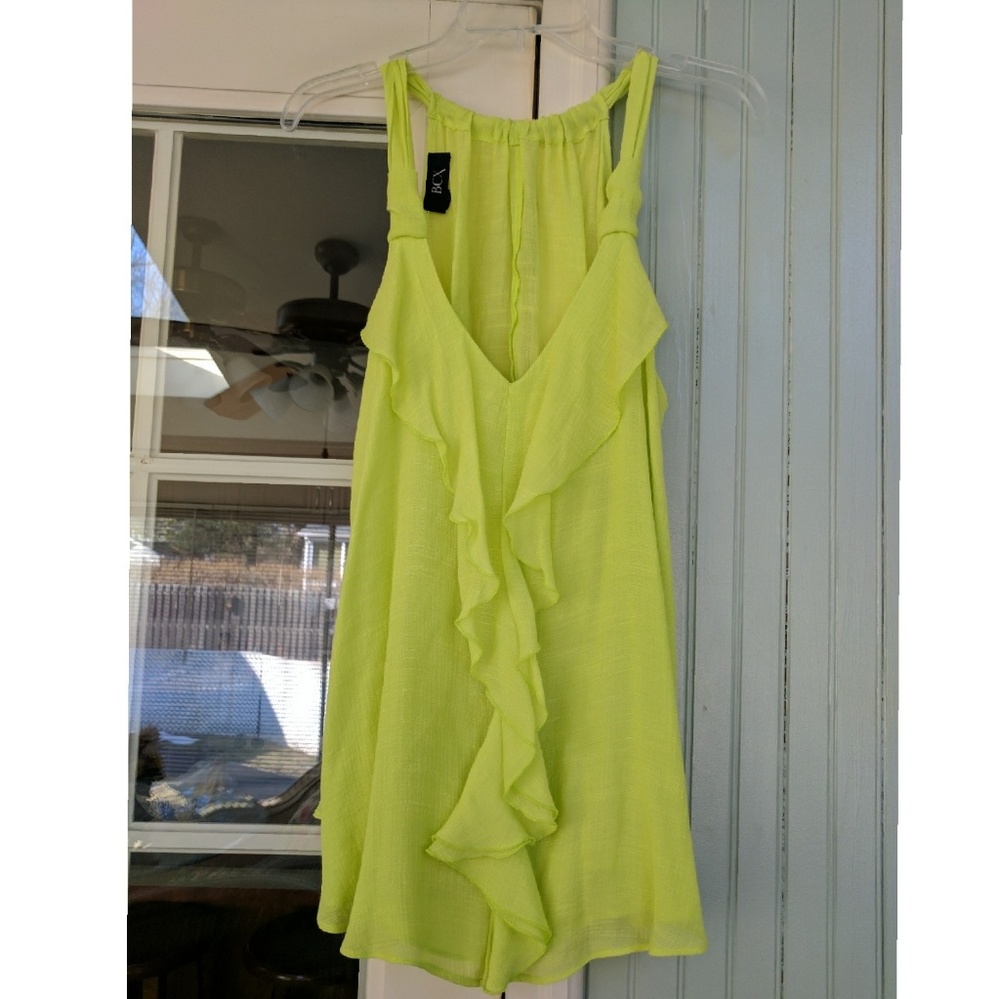 Sleeveless Ruffle Shirt