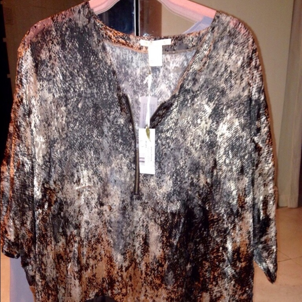 Gold hawk tunic