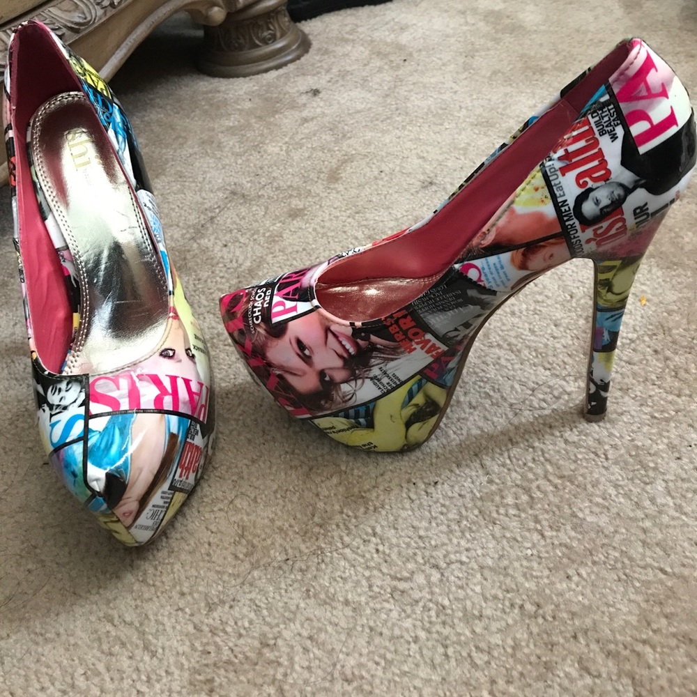 Sexy magazine Heels