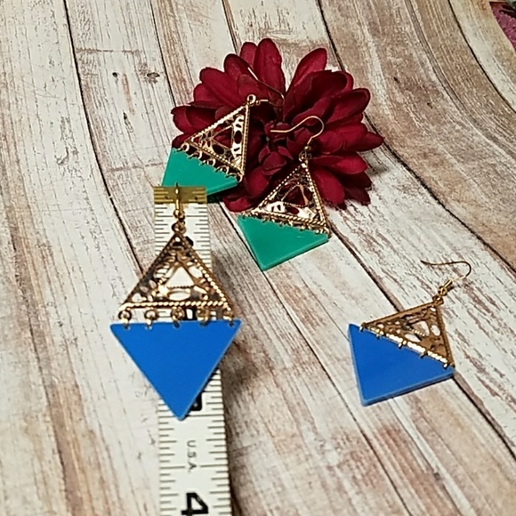 E1188 Gold & Acrylic Geo Drop Earrings CHOICE - Picture 6 of 9