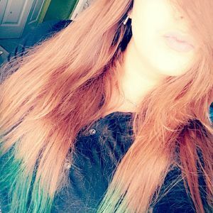 Meet your Posher, Zeina