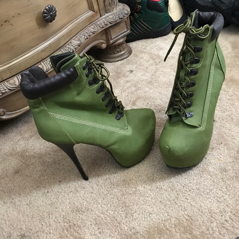 Green sexy heel boots
