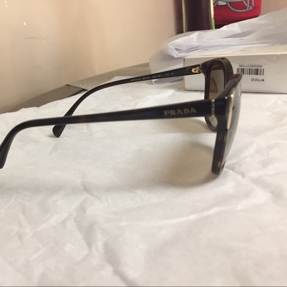 Prada Sunglasess (REAL!!) - Picture 3 of 8