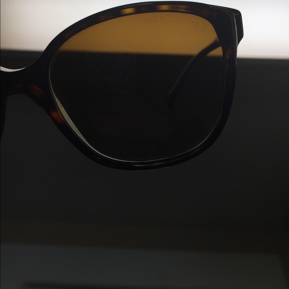 Prada Sunglasess (REAL!!) - Picture 4 of 8
