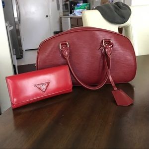 Louis Vuitton Handbag + PRADA Wallet