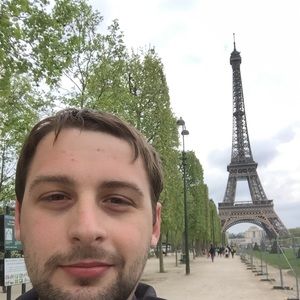 Meet your Posher, Adam