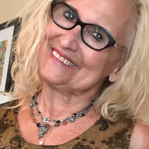 Meet your Posher, Layne - Picture 2 of 2