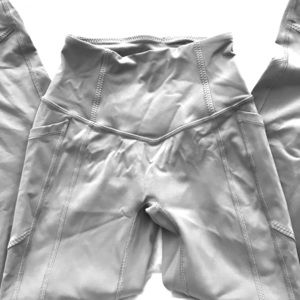 All the right places crop (Battleship Grey)