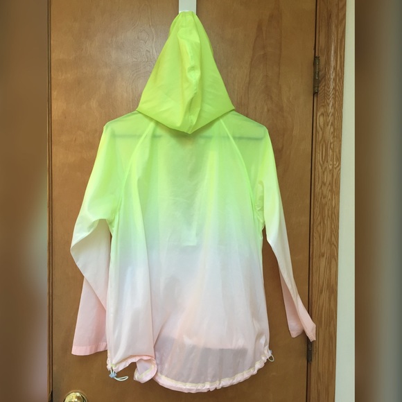 β¨πHPπβ¨ NWOT Lou & Grey Activewear OmbrΓ© Jacket - Picture 4 of 8