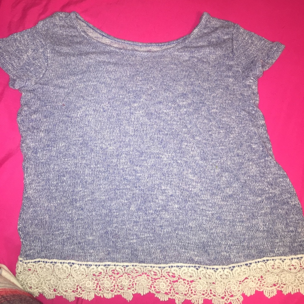 Blue loose shirt