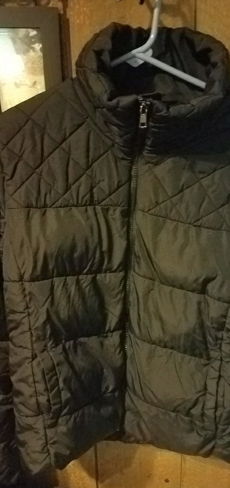 Large women's old navy quilted coat
