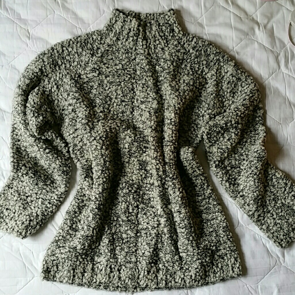 Turtle neck sweater