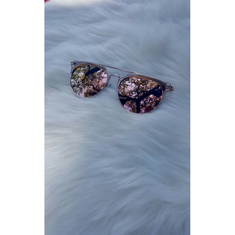 🌹NEW🌹 Rose Gold Colored Sunglasses!